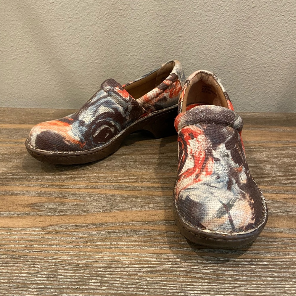 BOC Peggy Clogs Size 9